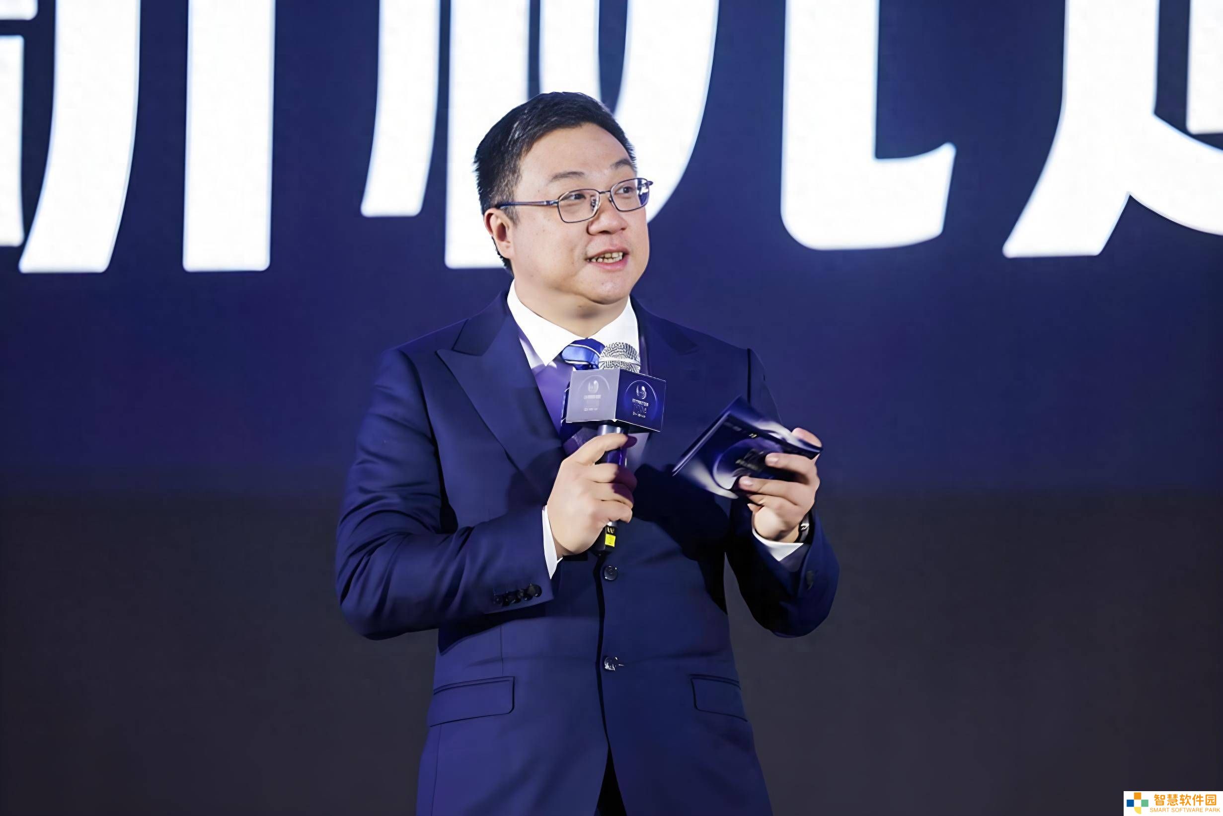 美团张川离职感言：感恩王兴，共筑美团生态，未来江湖再会