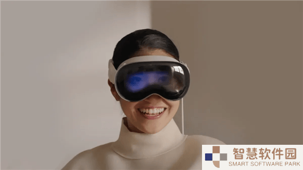 苹果Vision Pro 2代头显年内将上市，能否逆袭首代不佳销量？