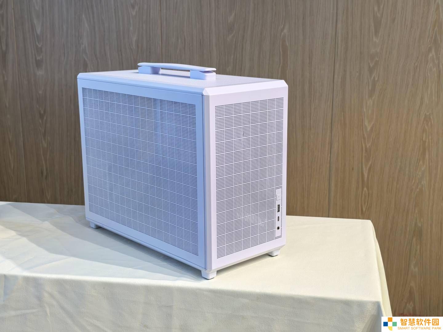 先马趣造3机箱曝光：MESH设计更透气，体积价格双缩水