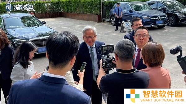 英伟达黄仁勋：中国业务顺利，深化合作信心满满